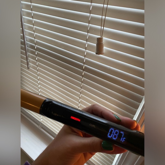 CHI Tourmaline 0.75in Ceramic 3-in-1 Hairstyling Iron – Onyx Black - Picture 7 of 9